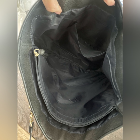 Tommy Hilfiger Logo Catch All Tote Bag Purse - Picture 10 of 10